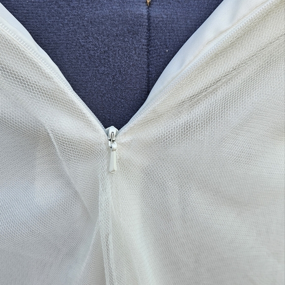 White Bridal Formal Gown - Picture 8 of 14